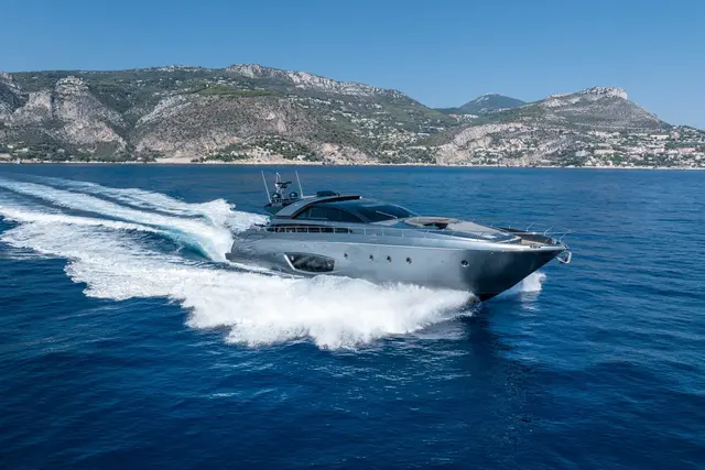 Riva 86 Domino — Mallorca Yachts Hire, Mallorca