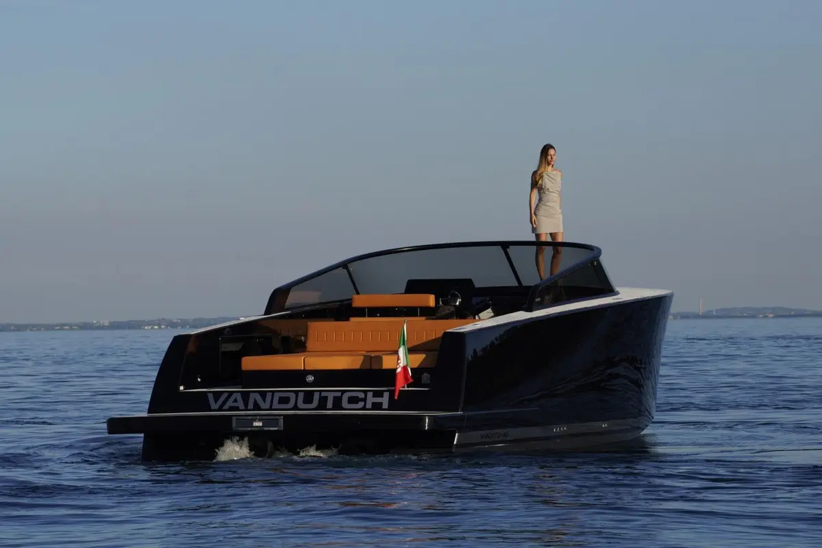 Vandutch 40, main deck — Mallorca Yachts Hire, Mallorca
