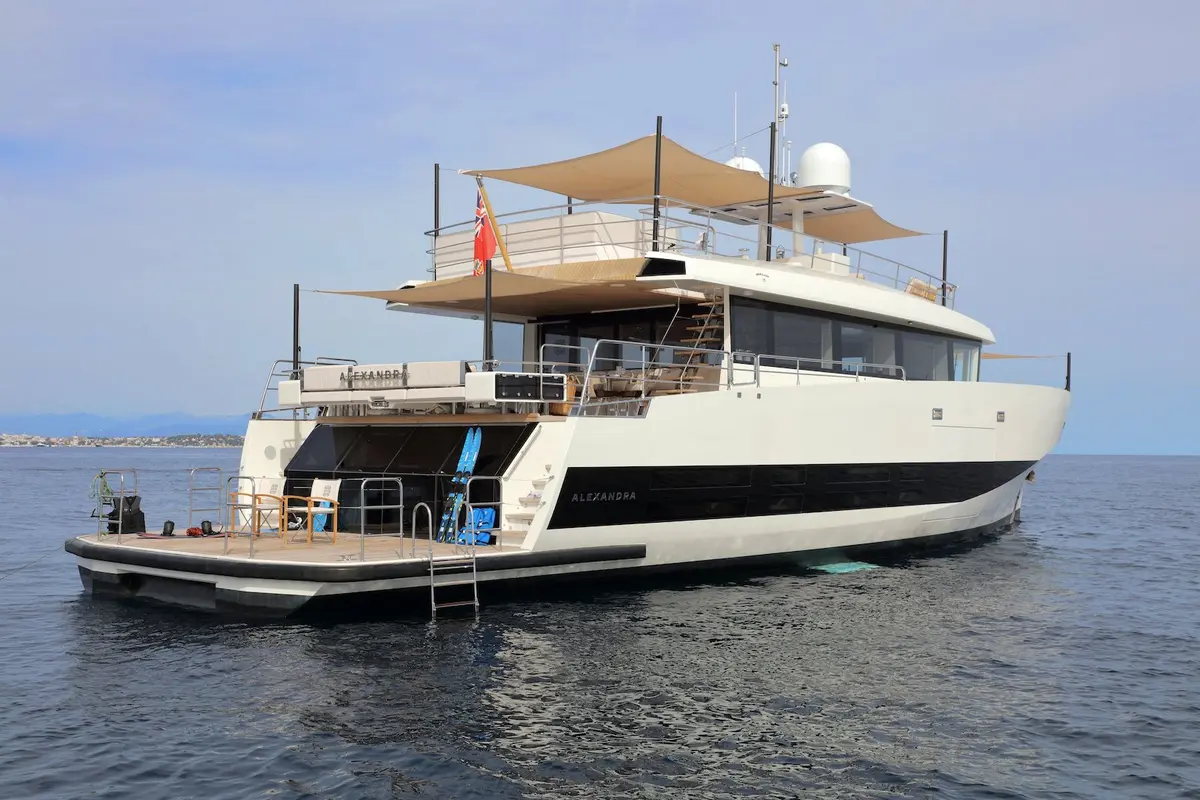 WallyAce 26, salon — Mallorca Yachts Hire, Mallorca
